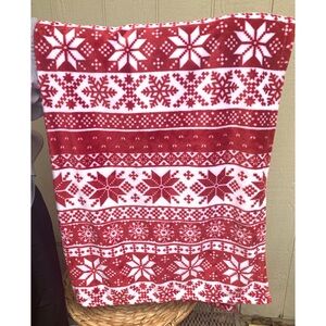 Holiday Christmas Snowflake Fair Isle Soft Throw Blanket